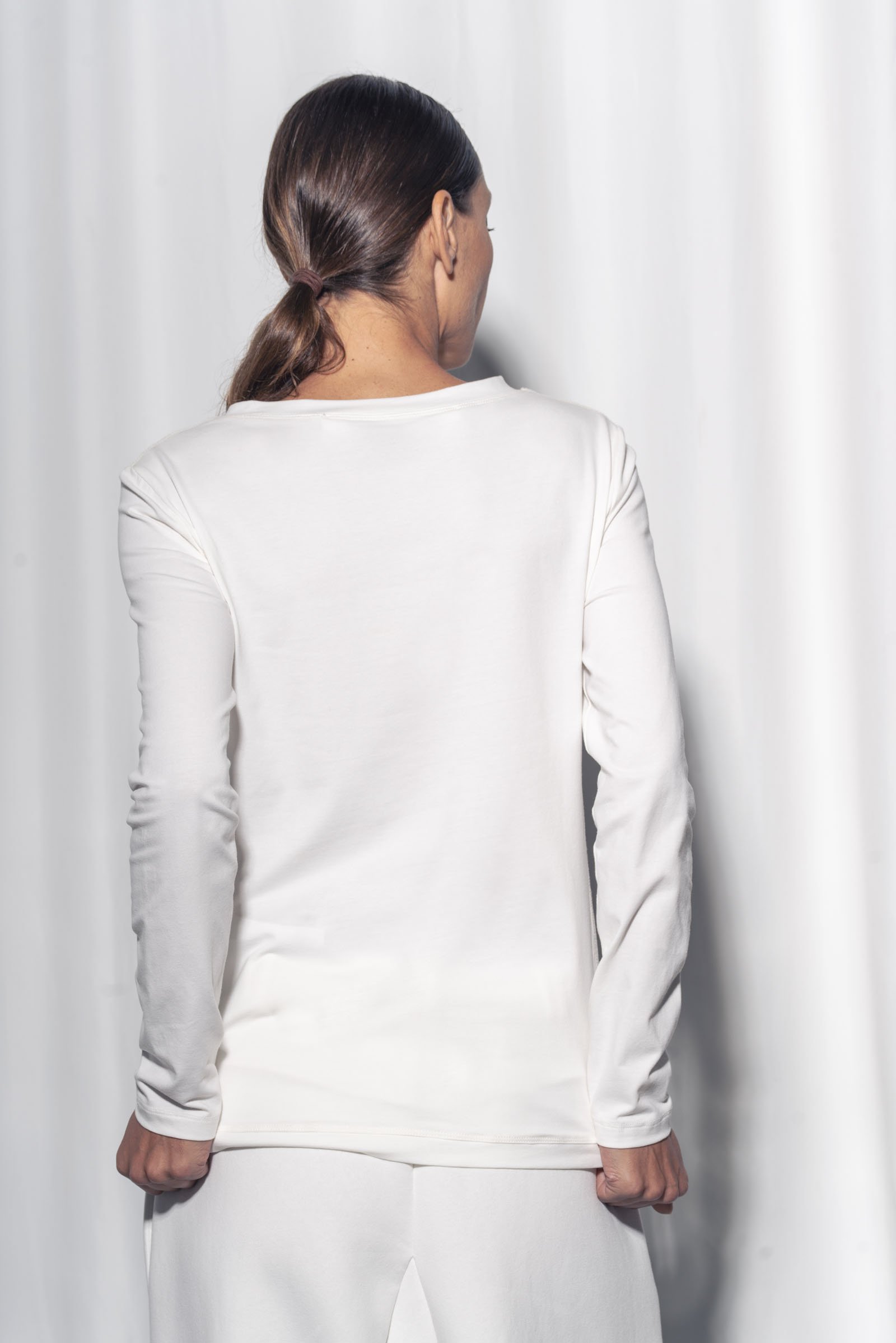 TAM5035072200_03036 +TAM6029105000_03016 (1) T-shirt bianca a maniche lunghe - immagine 2
